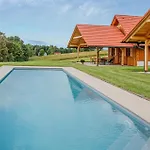 Nyaraló Mit Gemeinsamen Pool *