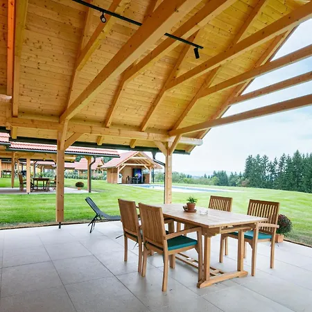 Mit Gemeinsamen Pool *