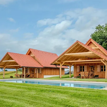 Mit Gemeinsamen Pool Casa de Férias *