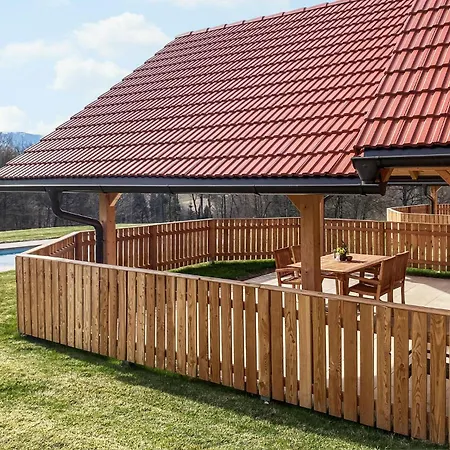 Mit Gemeinsamen Pool بيت للعطل *