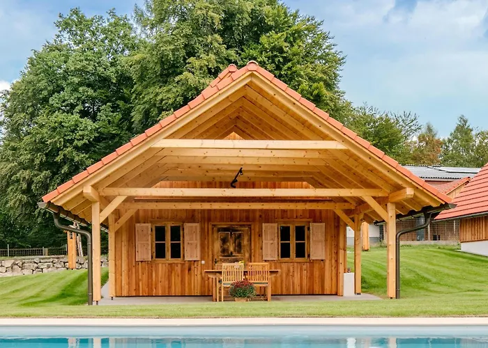 Mit Gemeinsamen Pool بيت للعطل