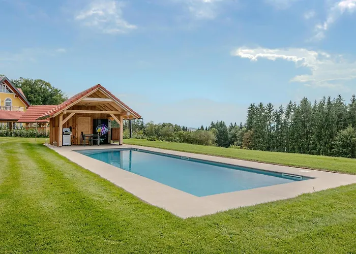 Mit Gemeinsamen Pool بيت للعطل *