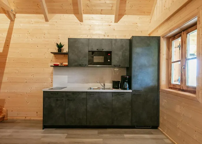 بيت للعطل Mit Gemeinsamen Pool